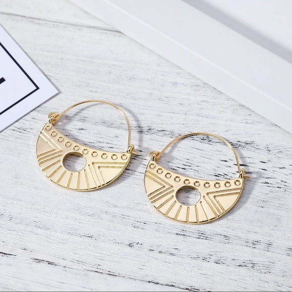 Jewelry - ☀️Boutique ☀️Boho statement earrings